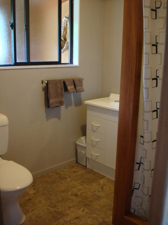 Manuka Lodge Tryphena Extérieur photo