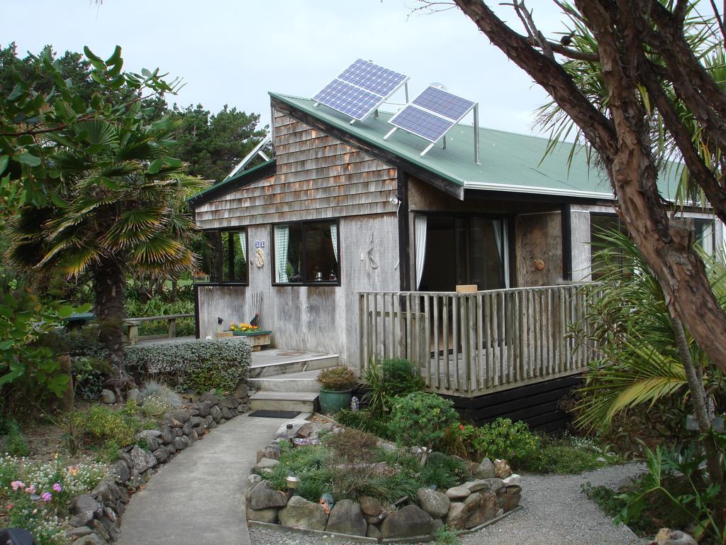 Manuka Lodge Tryphena Extérieur photo