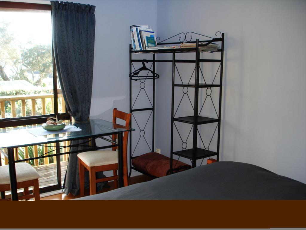 Manuka Lodge Tryphena Extérieur photo