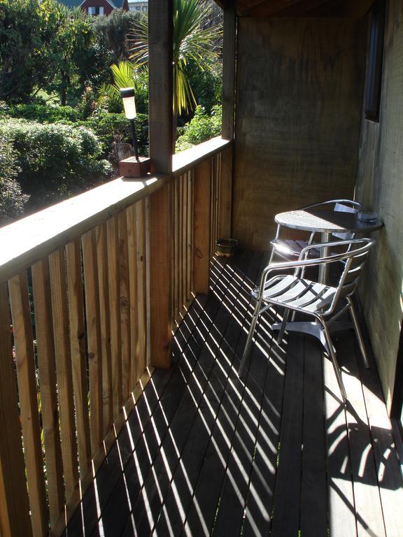 Manuka Lodge Tryphena Extérieur photo